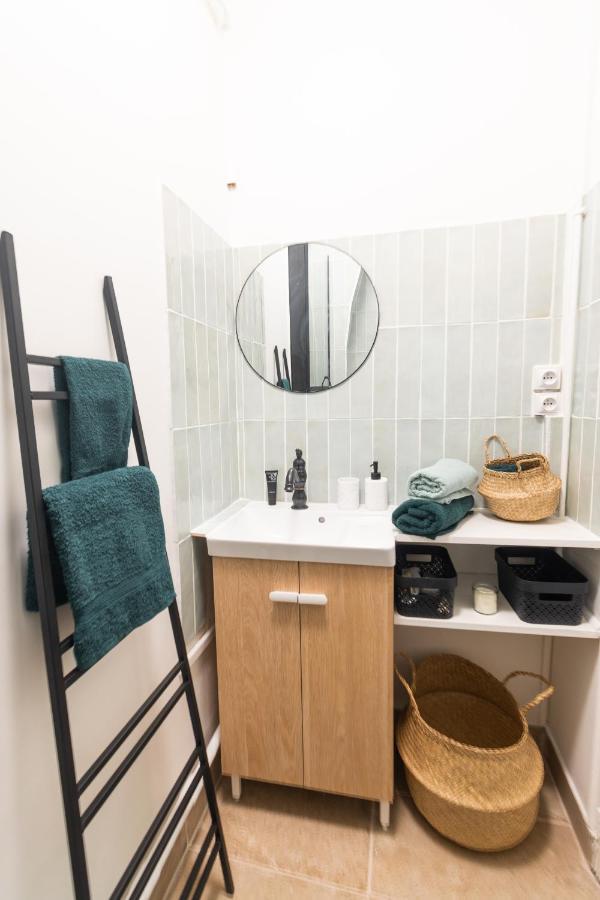 Cosy Et Comfort Studio Equipe A Clichy 5 Min Metro מראה חיצוני תמונה